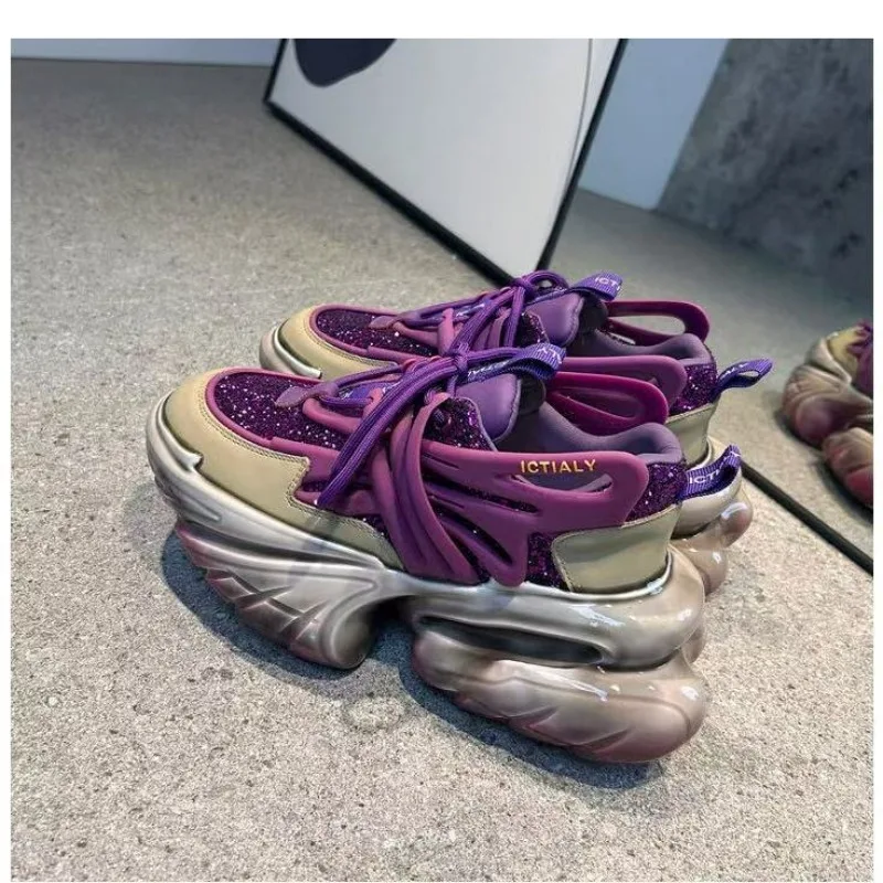 Classic Brand Running Shoes For Men Women Thick Bottom Sports and Leisure Shoe Unisex Designer Athletic Shoe Walking Shoes