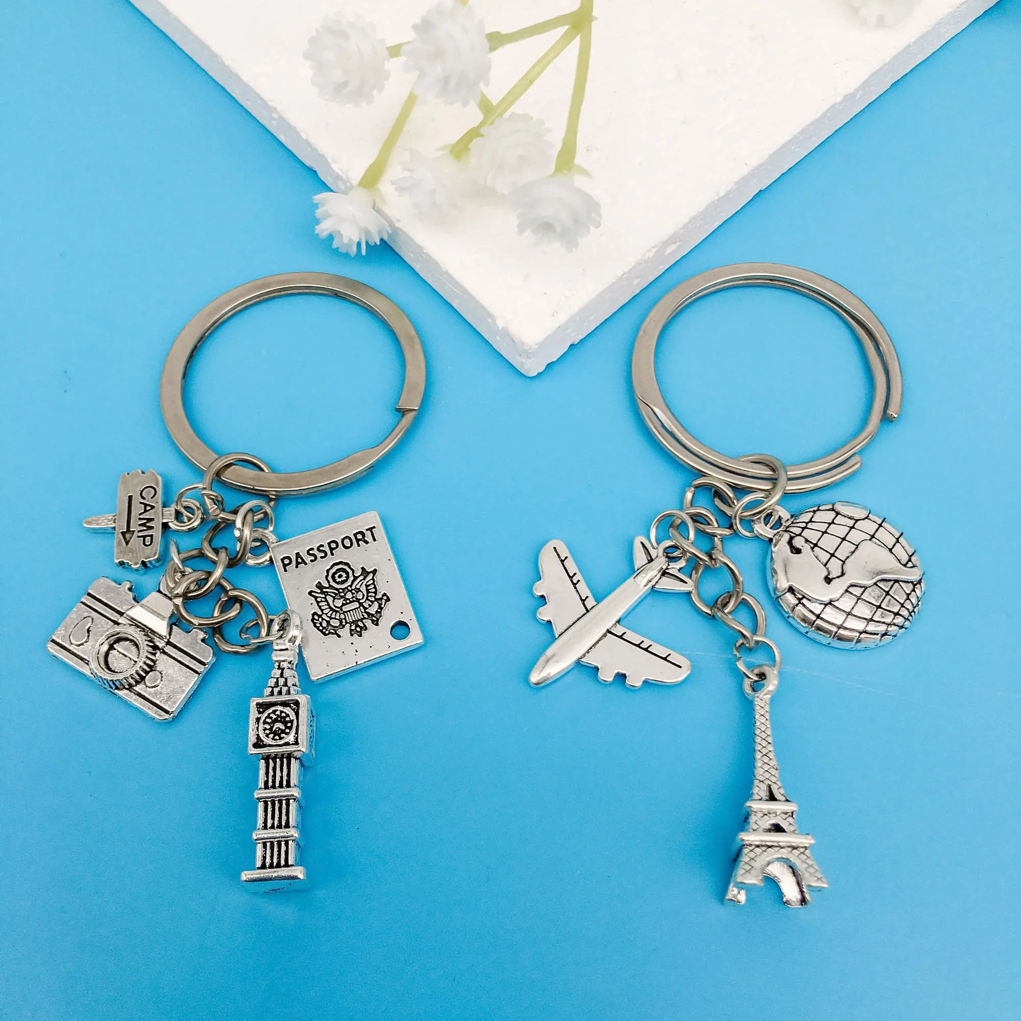 1pc Mini Passport Aircraft Eiffel Tower Charm Keychain Metal Alloy Travel Keyring Wallet Backpack Car Charm Accessories