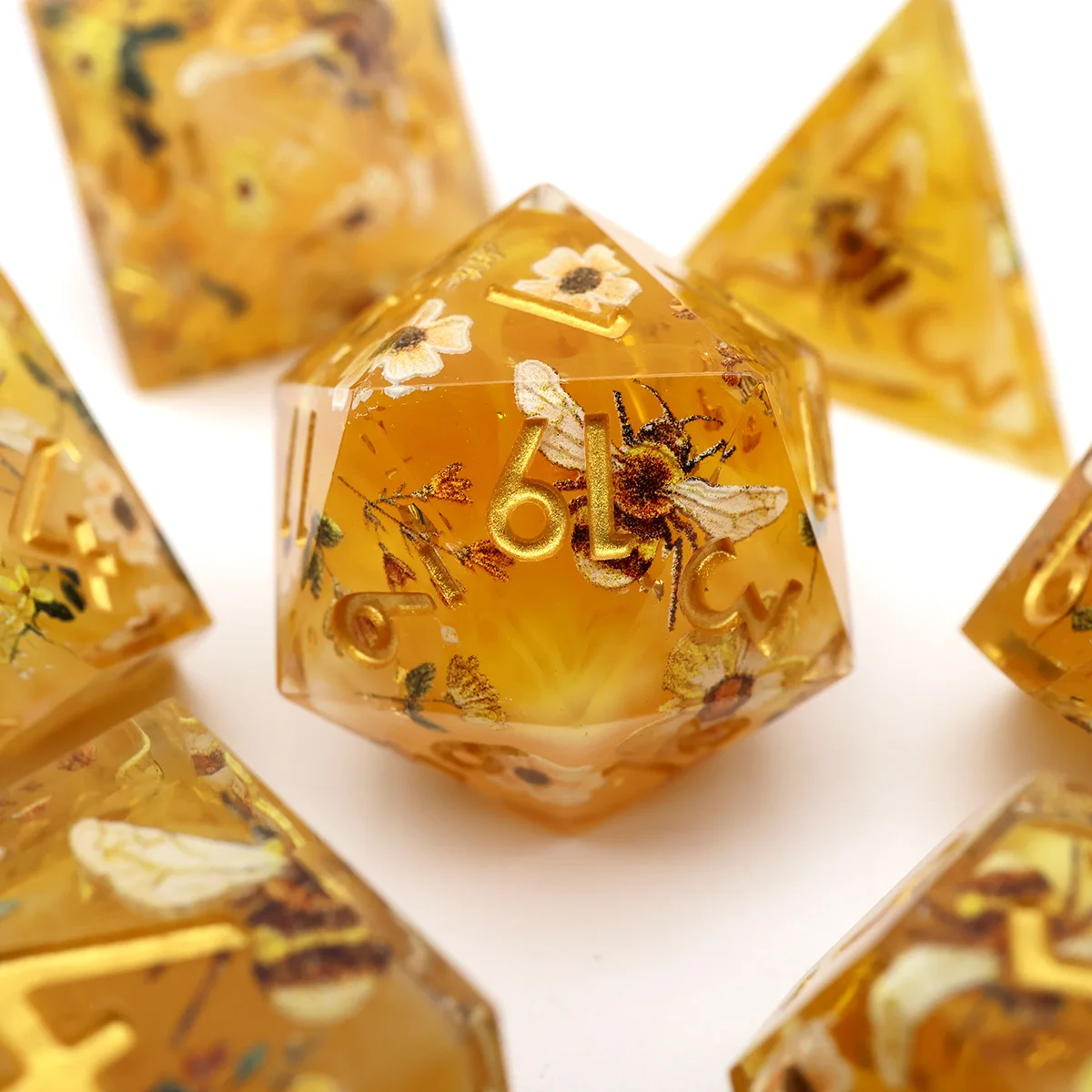 DND Gift Resin DND Dice Set For Board Games Role Playing Table Game Sharp Edge Dice Handmade RPG Dice-L22