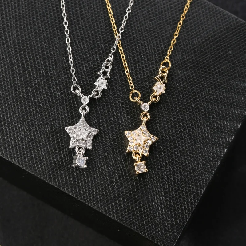 1 Piece of Stainless Steel Chain with 18K Gold-Plated Rhinestone Five-Pointed Star Copper Pendant Necklace, Featuring a Delicate and Dynamic Design Suitable for Pairing with Camisoles, Knitwear, and Cocktail Dresses, an Exquisite Star-Like Neck Accessory