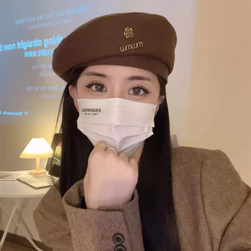 

2025 New Retro Brown Beret Women's Spring Autumn Winter Vintage Black Bud Painter Hat Small Face Fashion Wool Blend Cap