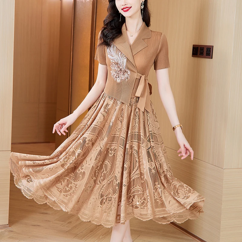 2024 Summer New Silk V-neck Folded Elastic Magic Skirt Women\'s Short Sleeves Lace Patch Spliced Suit Neck Knee Length Skirt