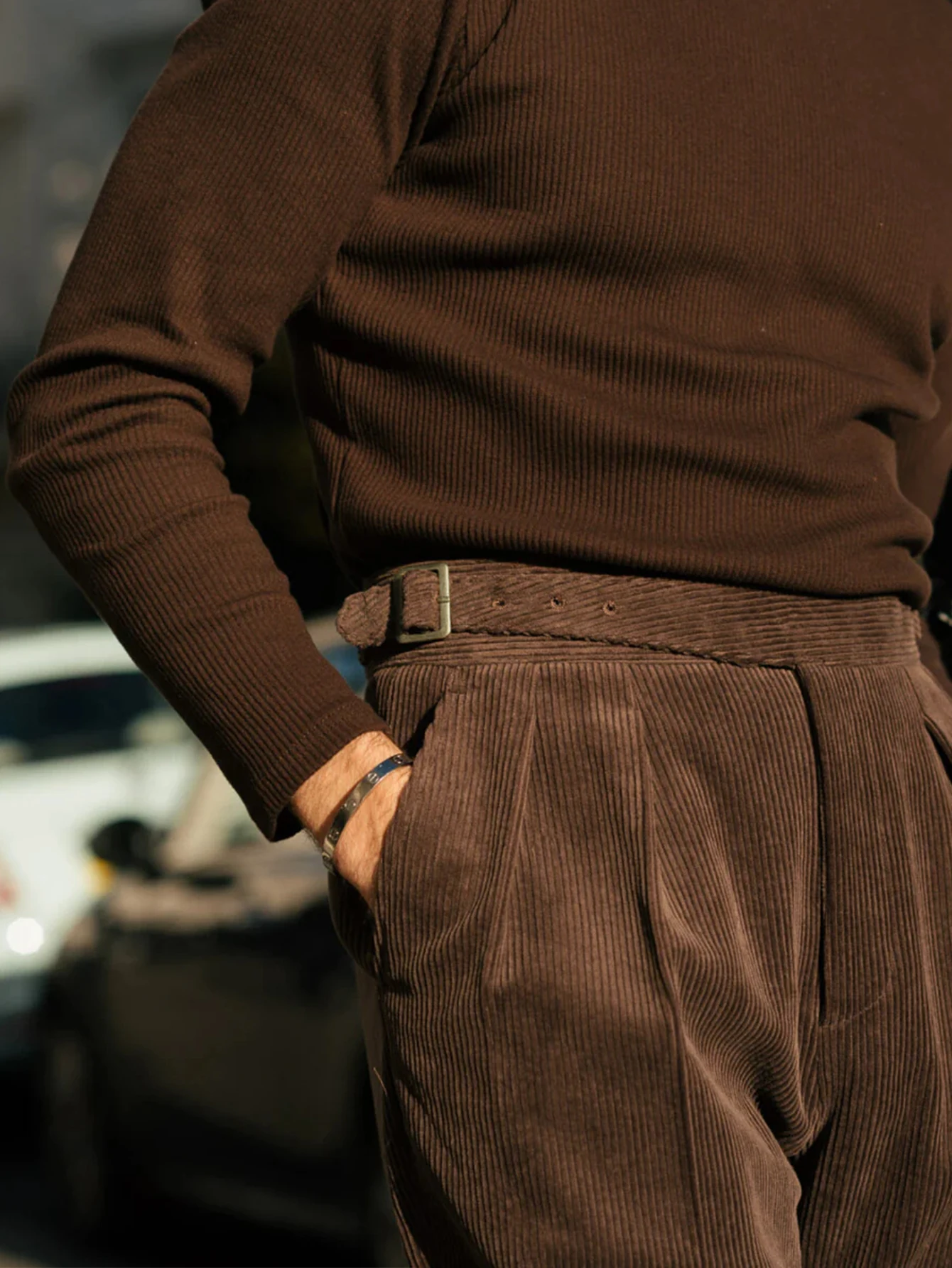 

Мужские брюки из вельвета с высокой талией, зауженные, в неаполитанском стиле, с пуговицами и складками, для легкого делового образа