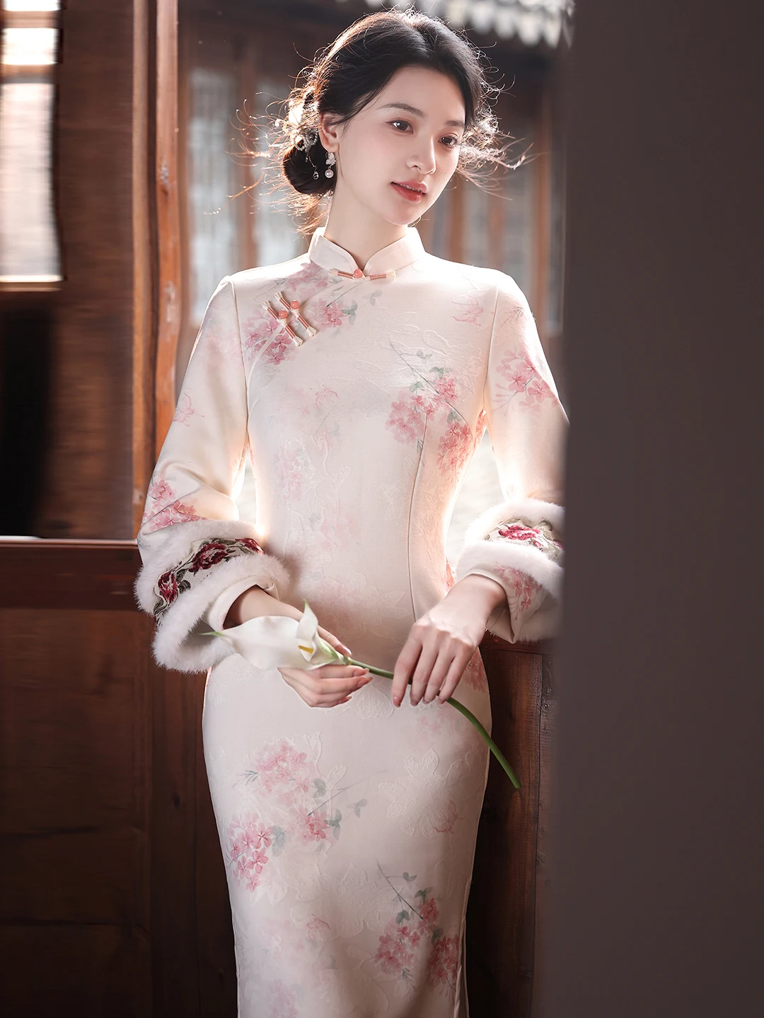 

Женское длинное платье Young Sle Thiened Fce с цветочным узором для повседневной носки осенью и зимой, стройнящее фигуру