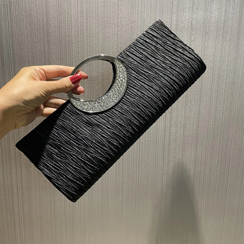 Fashion Temperament Clutches Handbags Retro Trendy Black Small Purse Chain Shoulder Bag Crossbody For Women Party Evening Bags