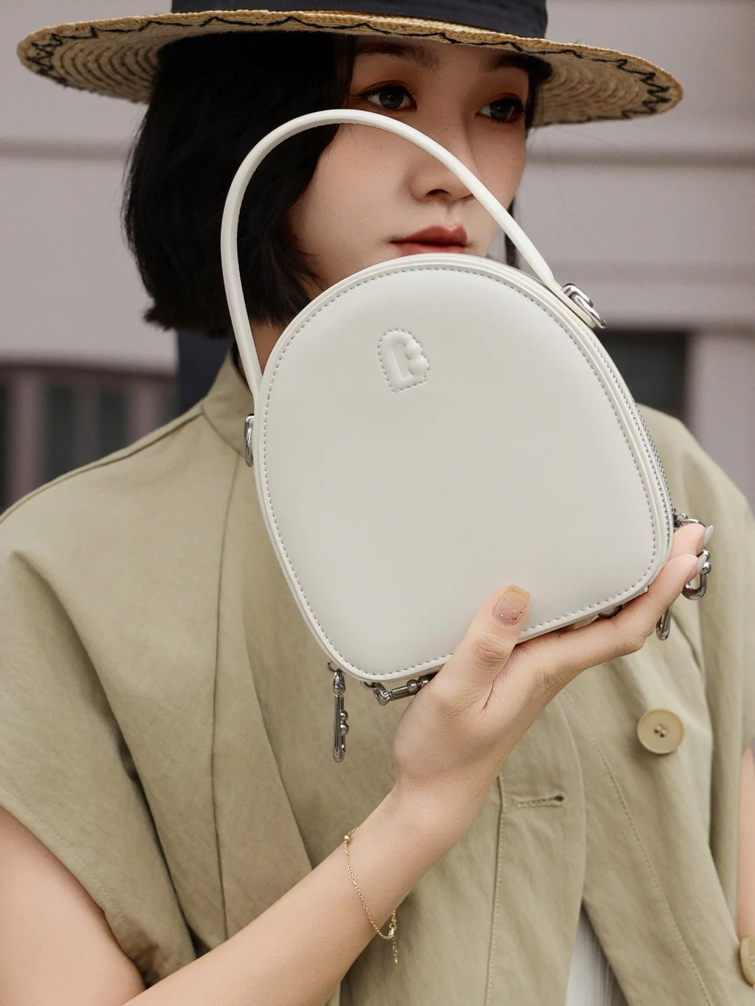 mcfier-borsa-rotonda-piccola-in-vera-pelle-di-lusso-dal-design-originale-da-donna-estate-2025-borsa-a-tracolla-semplice-e-versatile-faionable