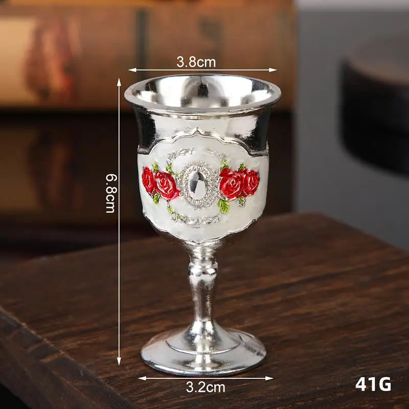 1Pcs European Style White Wine Cup New Vintage Wine Glass Classic Metal Drinkware Goblet Family Friend Neighbor Gift