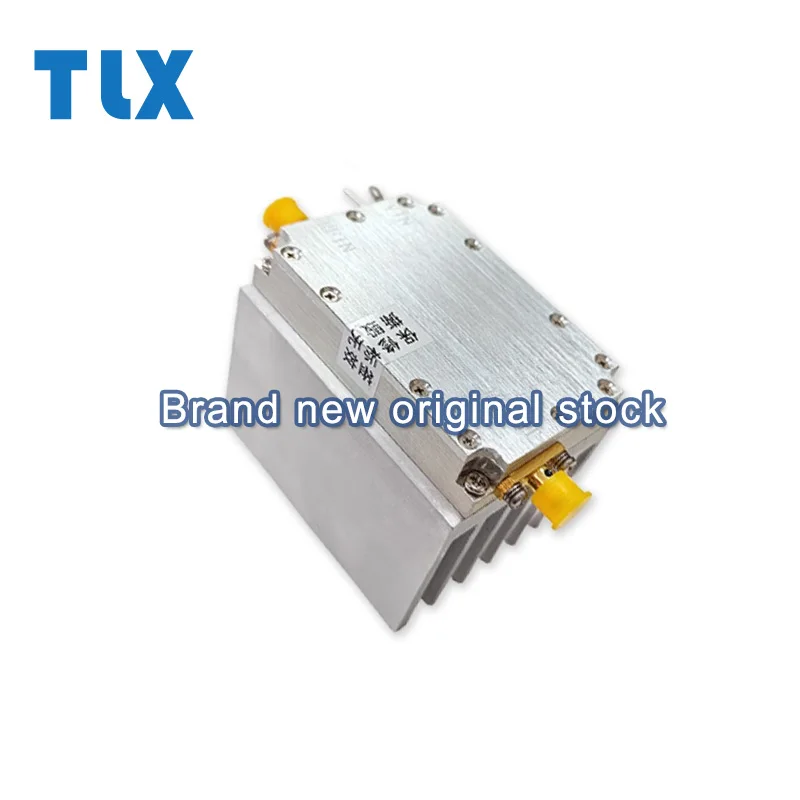 36dB high-gain RF amplifier, 1MHz - 700M bandwidth, 2W, 32dBm compression point