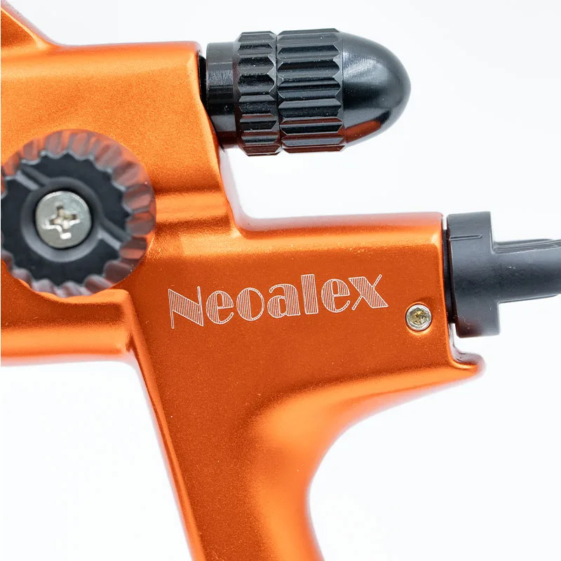 مسدس رش طلاء السيارات عالي السرعة قابل للتخصيص OEM مع فوهة تدفق عالية 1.3 مم وكفاءة عمل مزدوجة وتغذية الجاذبية #3