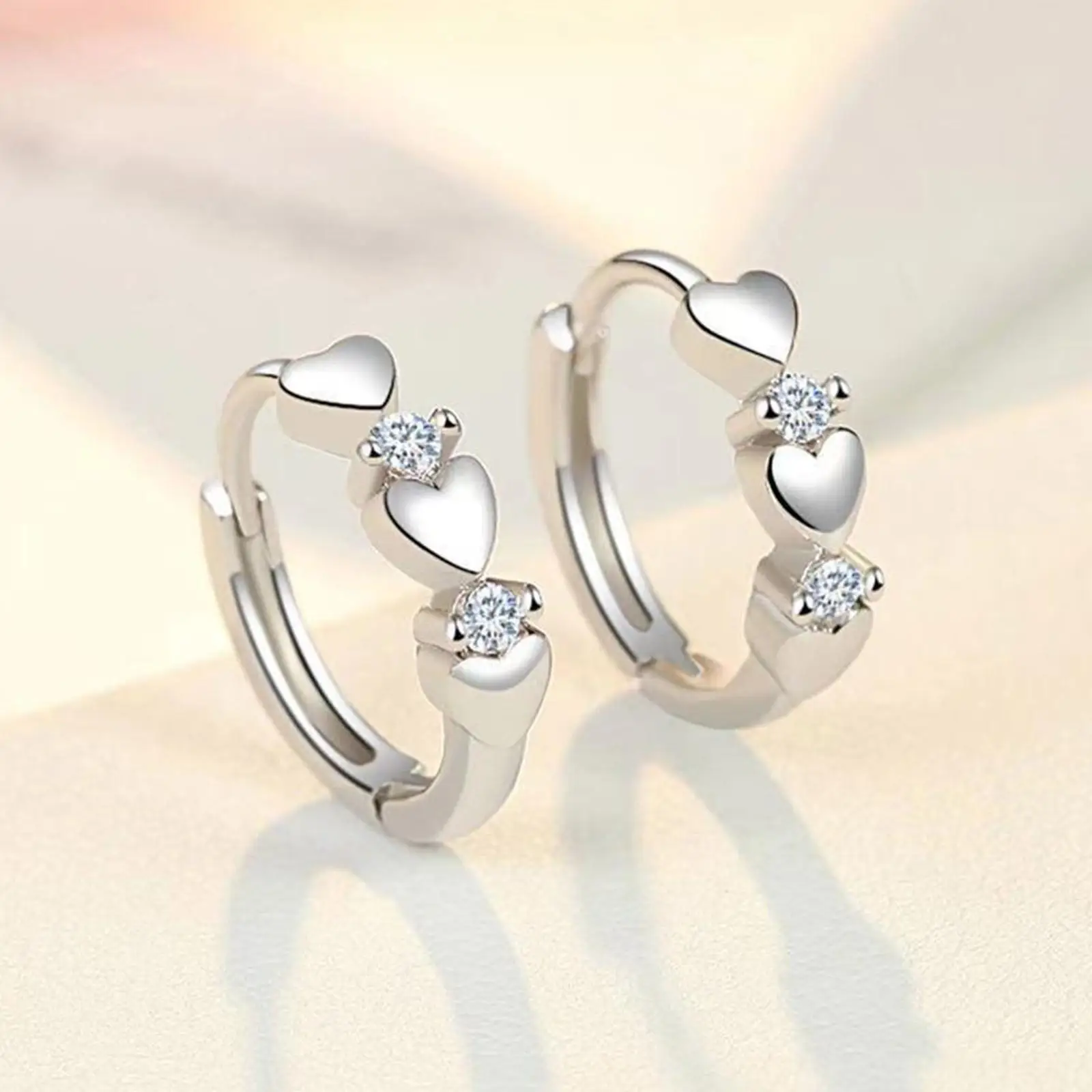 Cute Heart Weight Loss Magnetic Slimming Earrings Body Relaxation Massage Acupoints Slim Ear Studs Patch Health Jewelry Gift