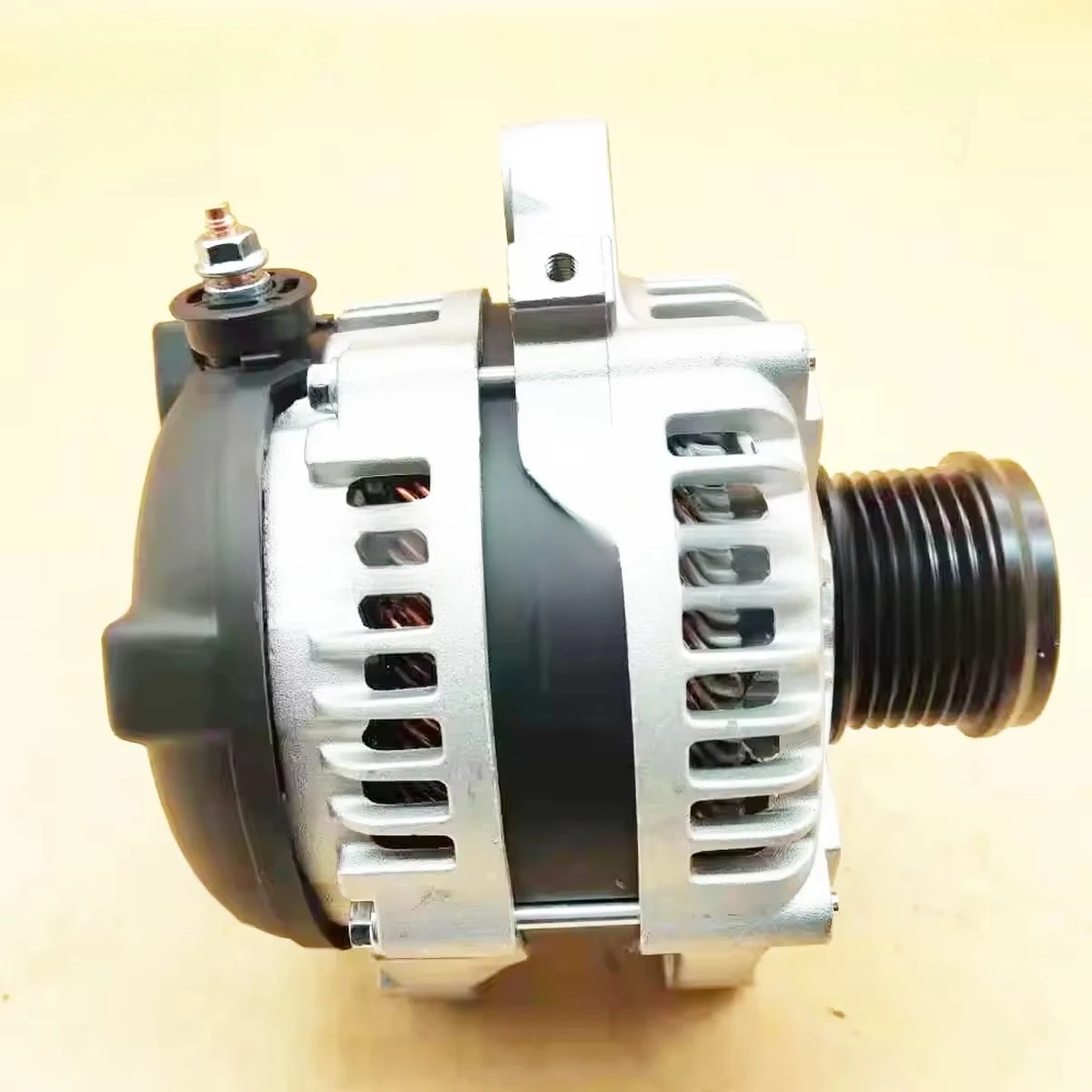 Generator Alternator for 2706075350 2706075351 2706075370 2706075371 2706075372 2706075380 TOYOTA HIACE Quantum 2.7 2TR-FE 2005-
