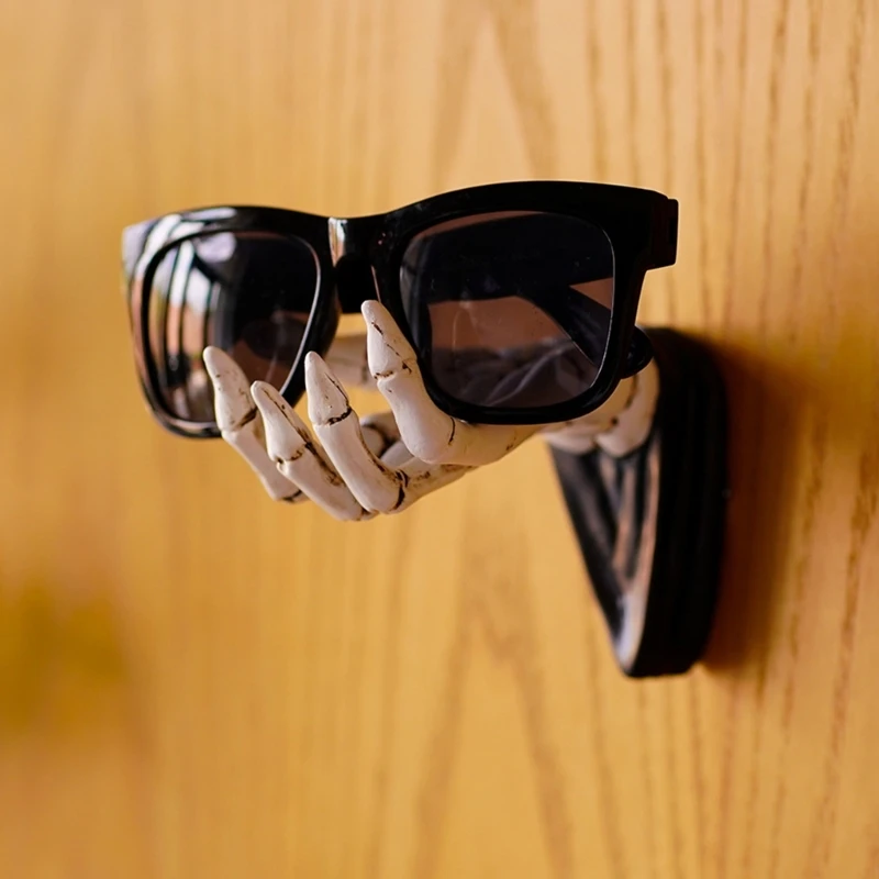 Wall Mounted Skeleton Hand Hook Fashion Accessory for Key and Jewelry Storage Dropship