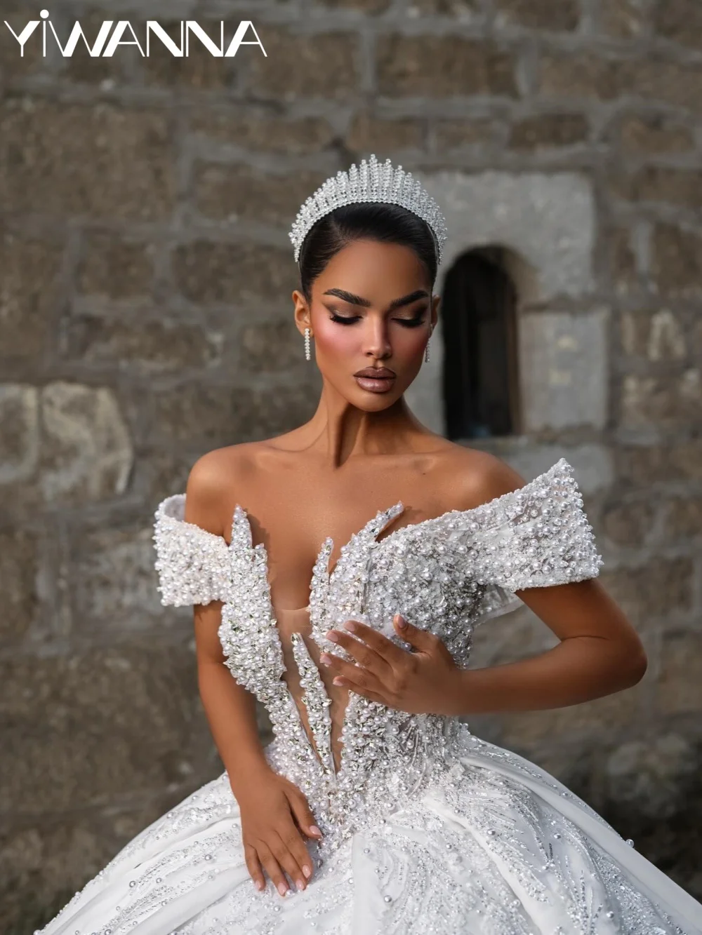 New Arrival Luxury Pearls Wedding Dress Princess Dreamy Off Shoulder Bridal Gown Customized Glamorous Long Dresses For Bride