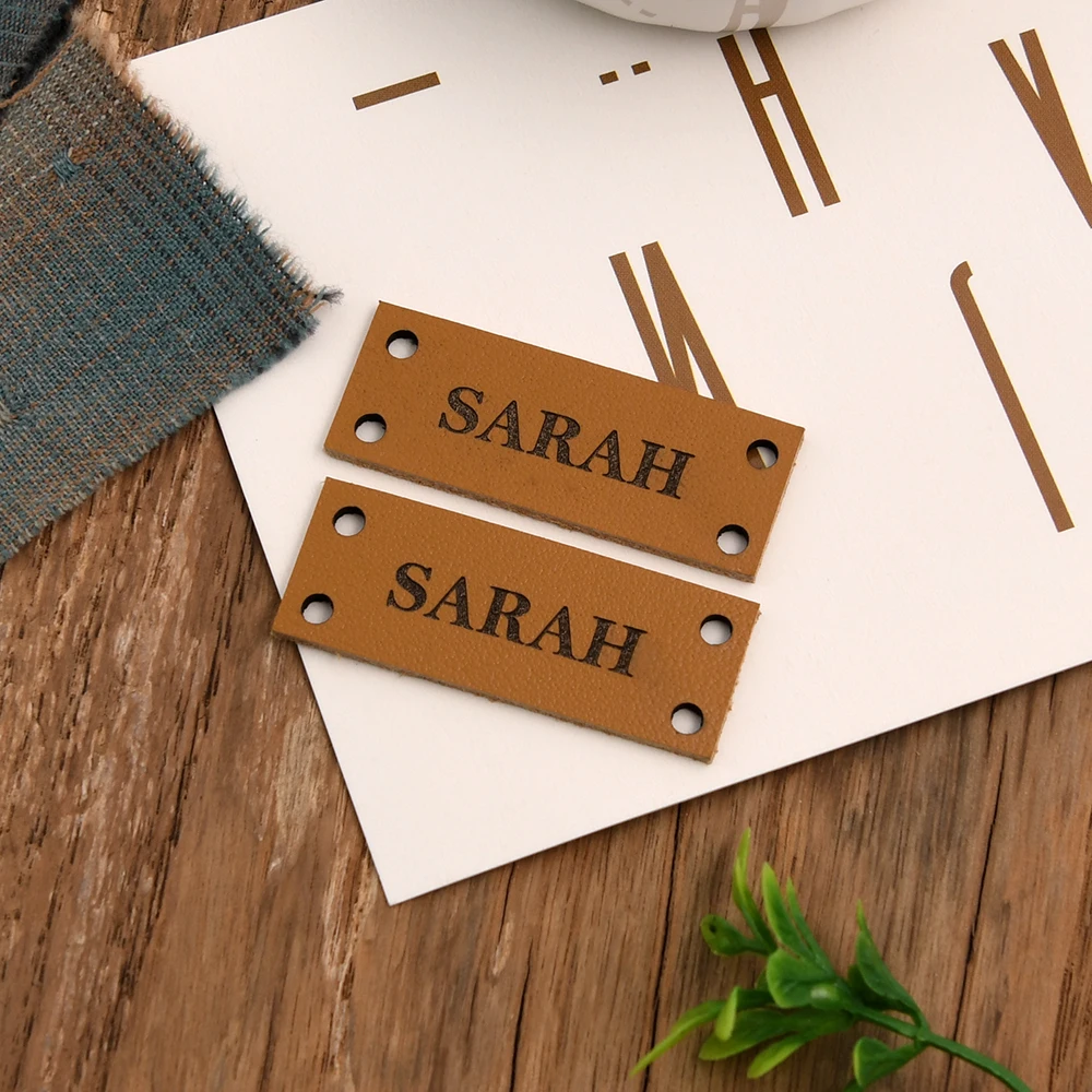 

Personalized Leather Tags Laser Engraved Pre-Punched 1mm Thick 15x40mm for Gifts Wedding Birthday Custom Embroidery Tags Eco-Fri
