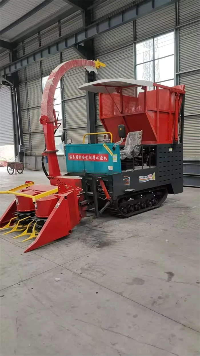 Agricultural Silage Harvester  Powered Crawler Forage Harvester Tractor Driven Farm Feed Machine view 4