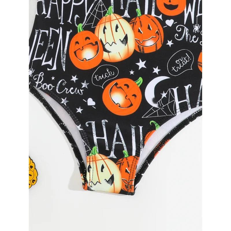 Рисунок 4 - Комбинезон для маленьких девочек