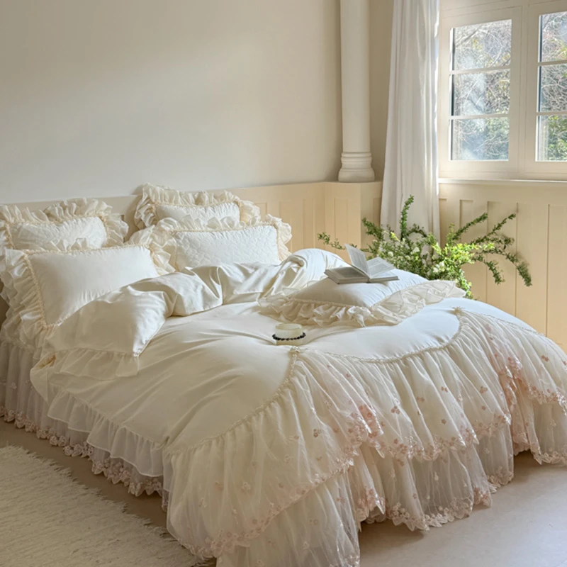 

Sweet Princess Wedding White/Pink Lace Ruffle Egyptian Cotton Bedding Set Duvet Cover Quilted Cotton Bedspread Pillowcases 4Pcs