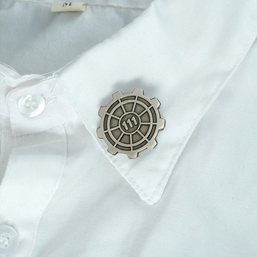 Post-Apokalyptischer Vault 111-Tür-Emaille-Pin, Wasteland-Spiel-Brosche, Vintage-Metall-Gear-Reversnadeln, Cosplay-Schmuck, Geschenk für G – Detail 1