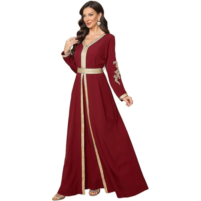 

Elegant Muslim Dress with Embroidered Traditional Islamic Attire Maxi Robe Eid Prayer Gown