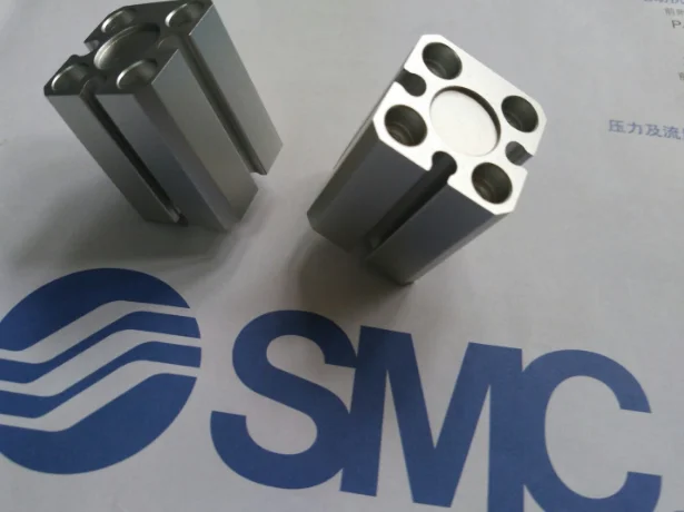 

1PC New SMC CQSB16-30D Cylinder