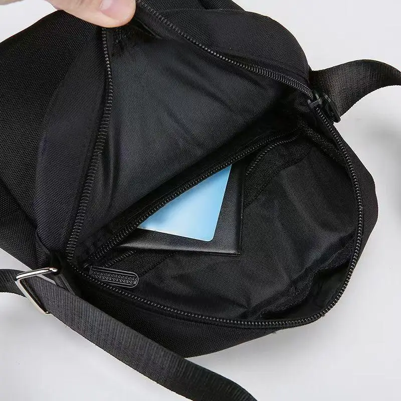 Umhängetaschen für Damen und Herren, einfarbige Umhängetaschen, kleine Umhängetaschen, leichte Handytaschen. – Detail 4