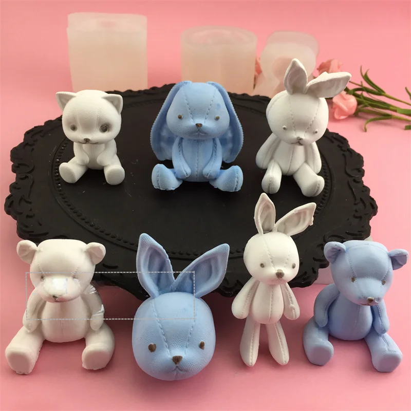 Cartoon three-dimensional silicone mold Car aromatherapy pendant Gypsum doll baking mold