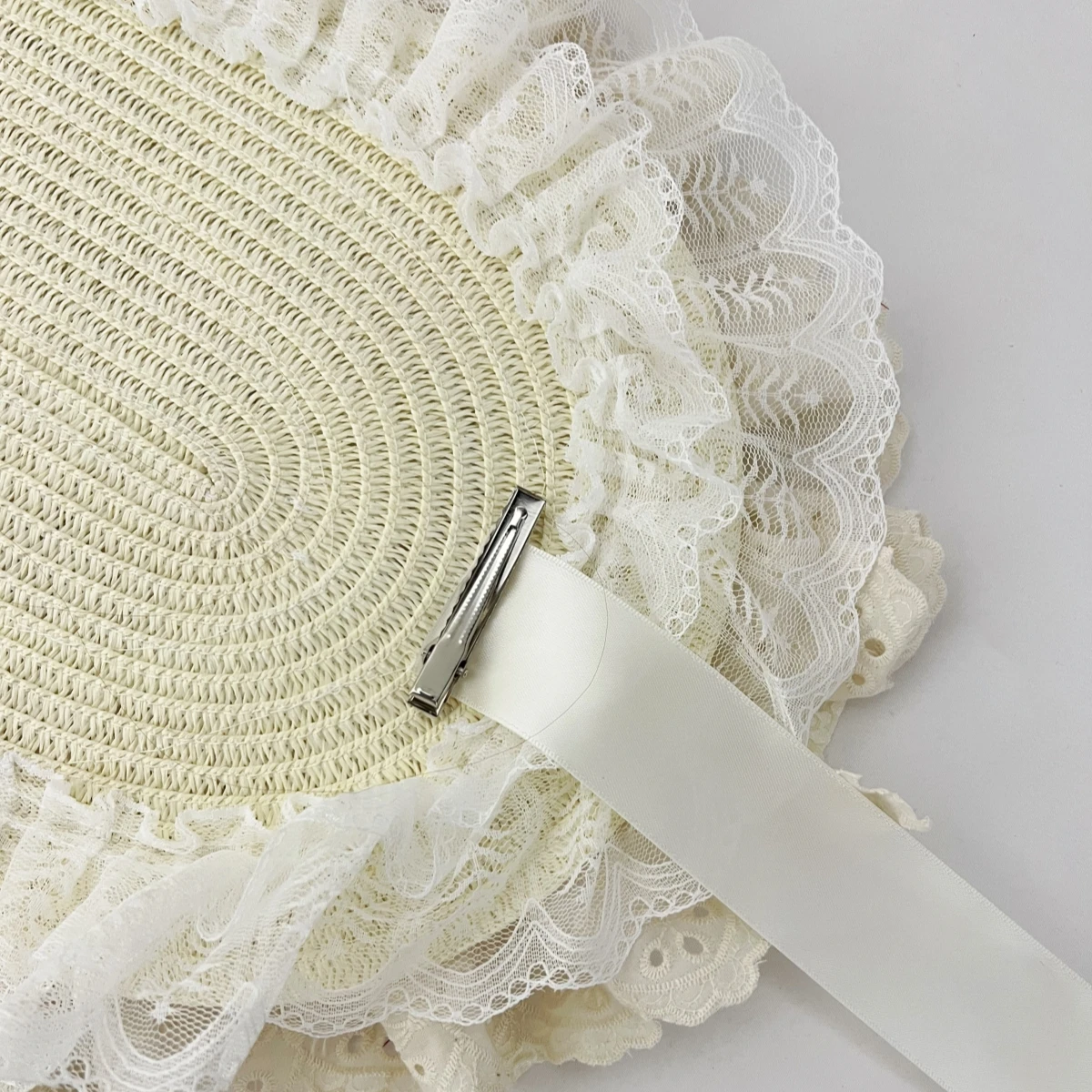 Oryginalny, ręcznie robiony, czarno-biały, koronkowy, haftowany kokarda Lolita Bnt, damski, dziewczęcy, cosplayowy dodatek do włosów, czerwono-biały ozdobny element na głowę.