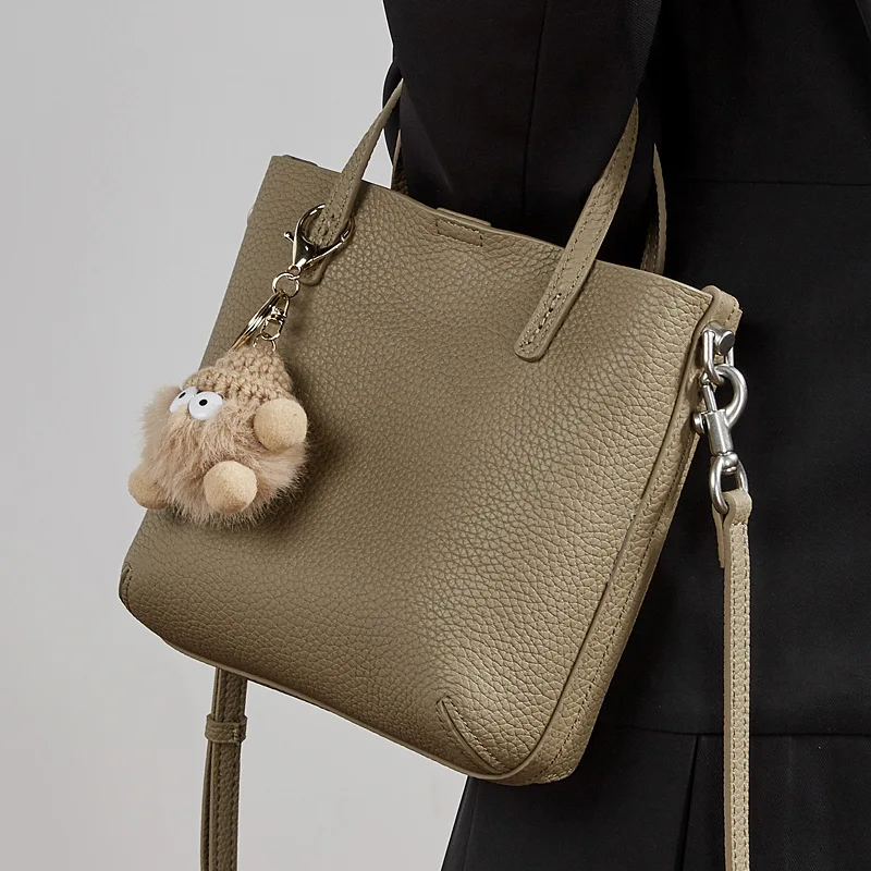 Genuine Leather Large Capacity Bucket Bag Women 2026 Spring Summer Korean Style Simple Shoulder Crossbody Vintage Bag
