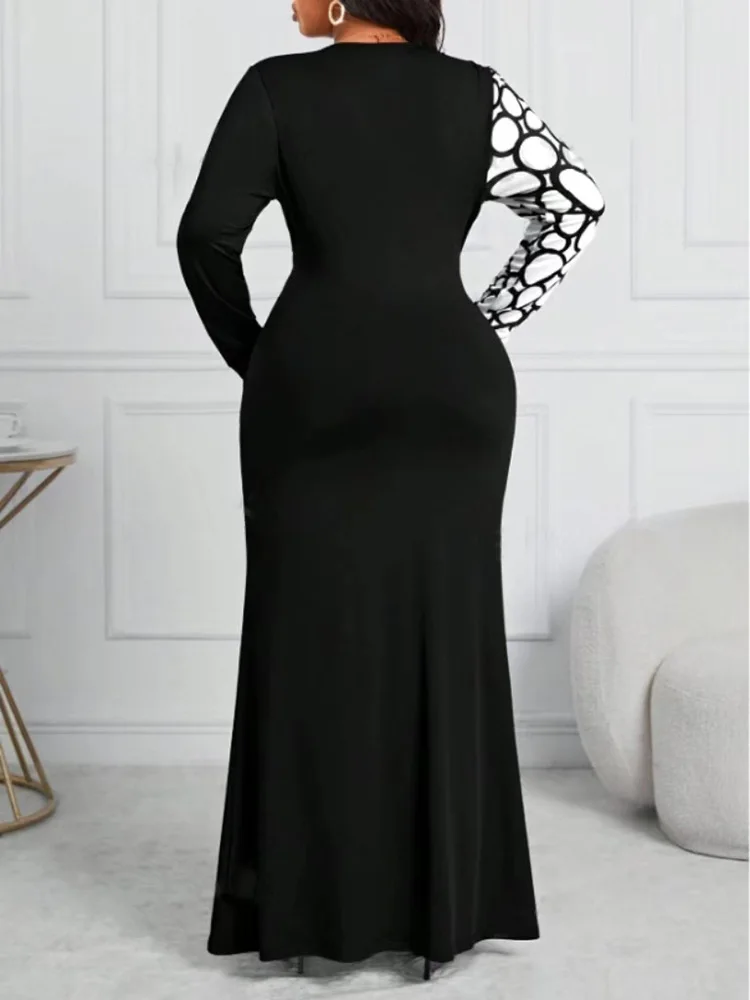 GIBSIE Plus Size Autumn V-neck Long Sleeve Mermaid Hem Bodycon Dress Women Black Contrast Print Elegant Maxi Dresses 2024 New