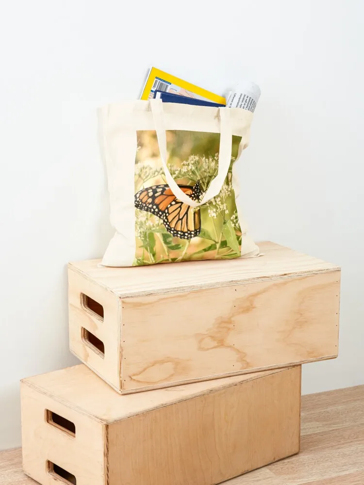 Monarch butterfly on white flowers Tote Bag Cloth bags Women's bags tote bag screen shopper bags