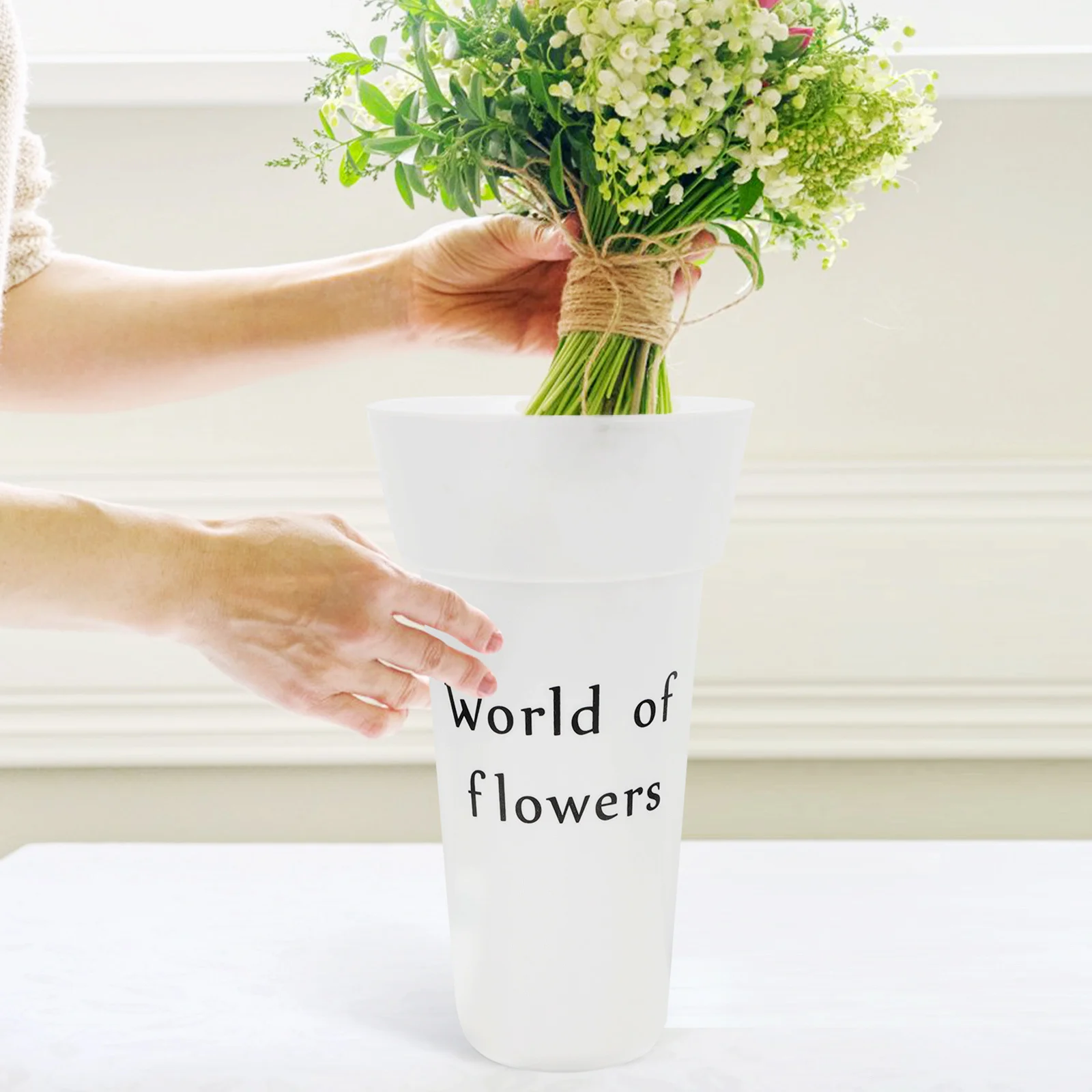 Plastic Wake Flower Bucket Design High Capacity Flower Arrangement Container for Home Office Hotel Decor Use