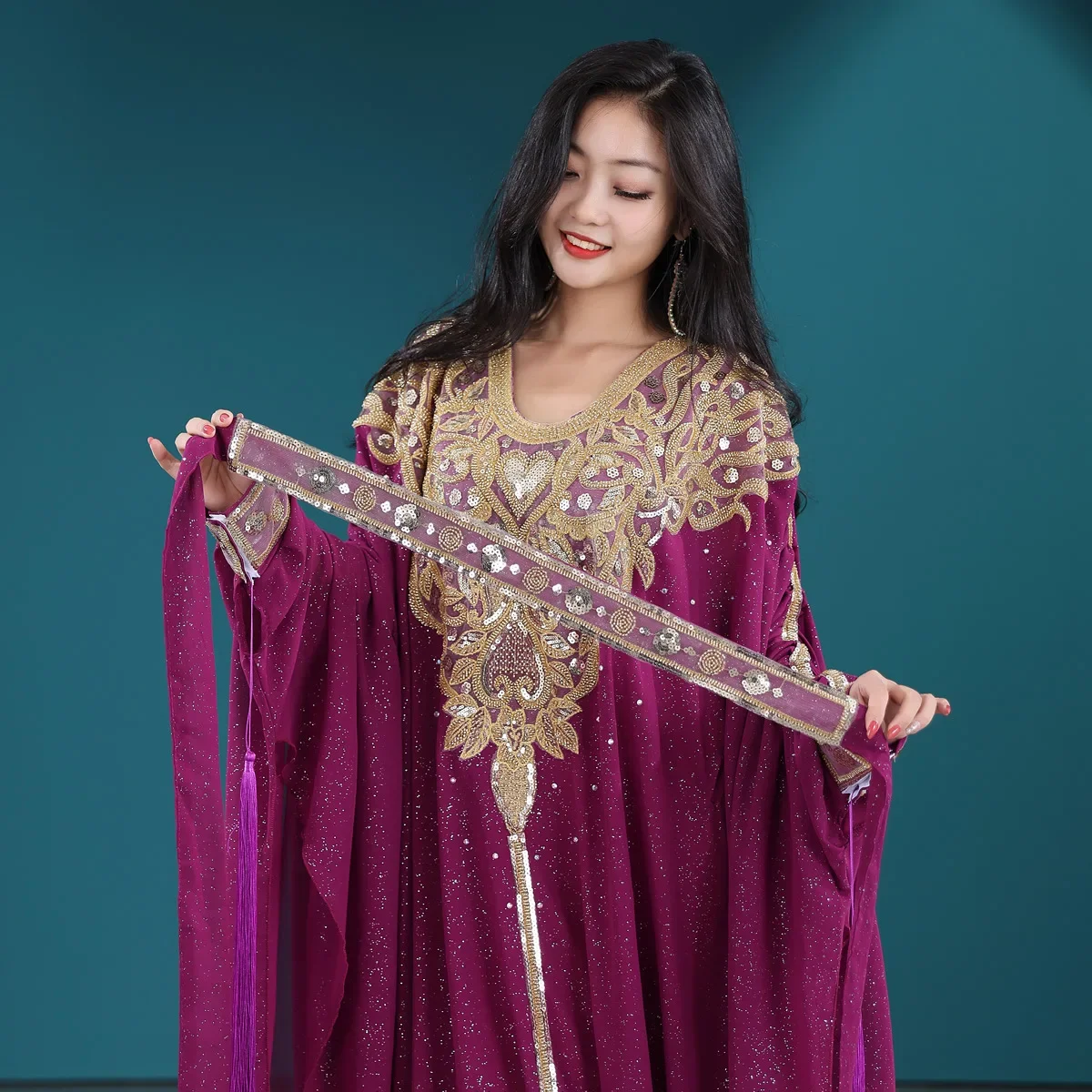 Ägyptisches traditionelles Khaleeji Thobe Kleid Volkstanz Robe Bauchtanz Kaftan Strass Wettbewerb Khaleegy Kostüm mit Gürtel