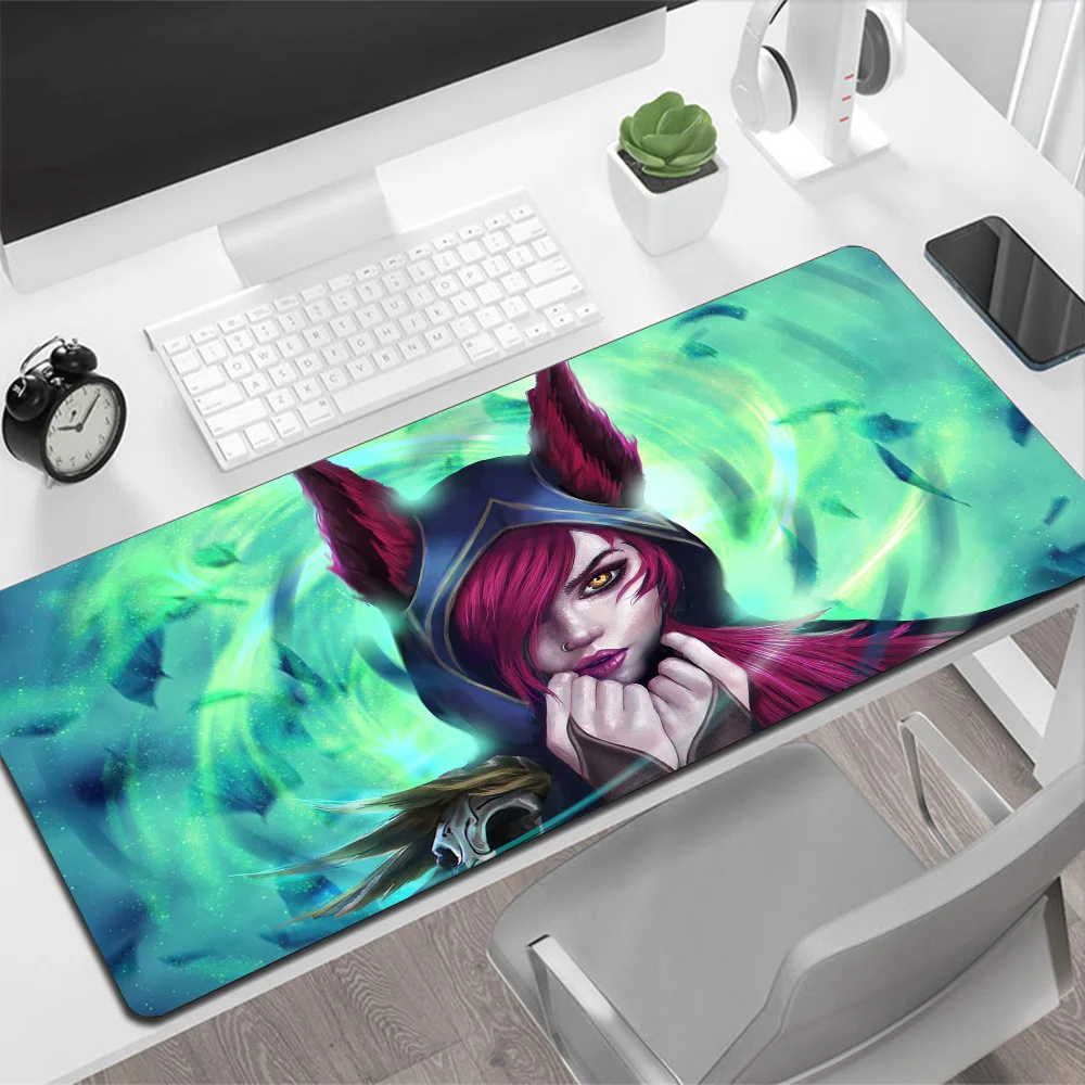 League of Legends Xayah Rakan Large Mouse Pad Gaming Mouse Pad PC Gamer Computer Mouse Mat Big Mousepad XXL Keyboard Desk Mat