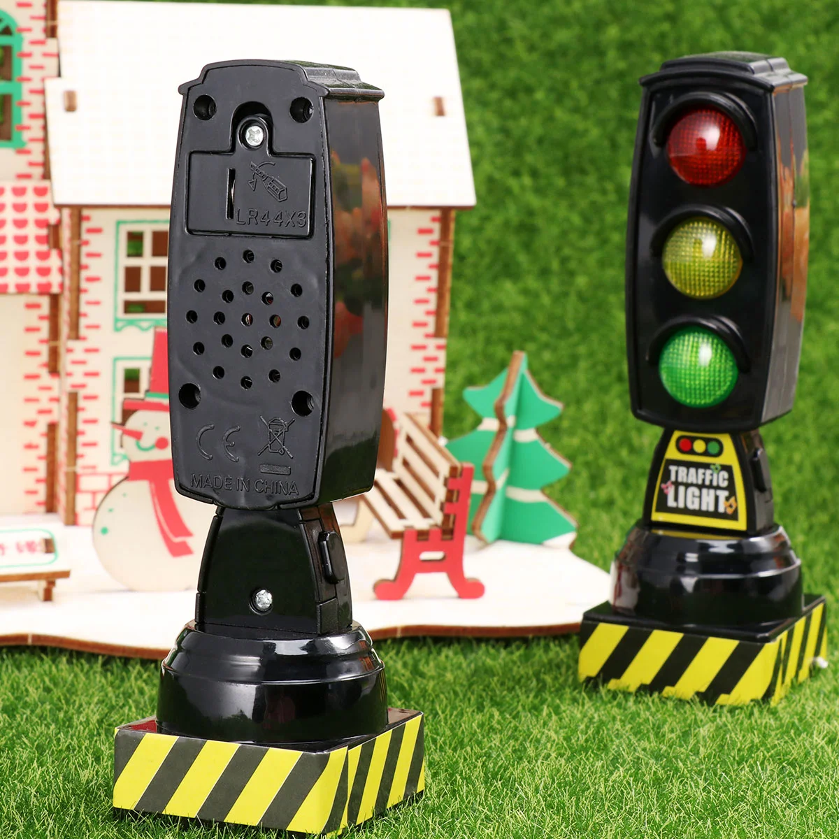 2pcs Singing Traffic Light Toy Simulation Traffic Signal Model Toy Interesting Road Sign Scene Accessories Children Early