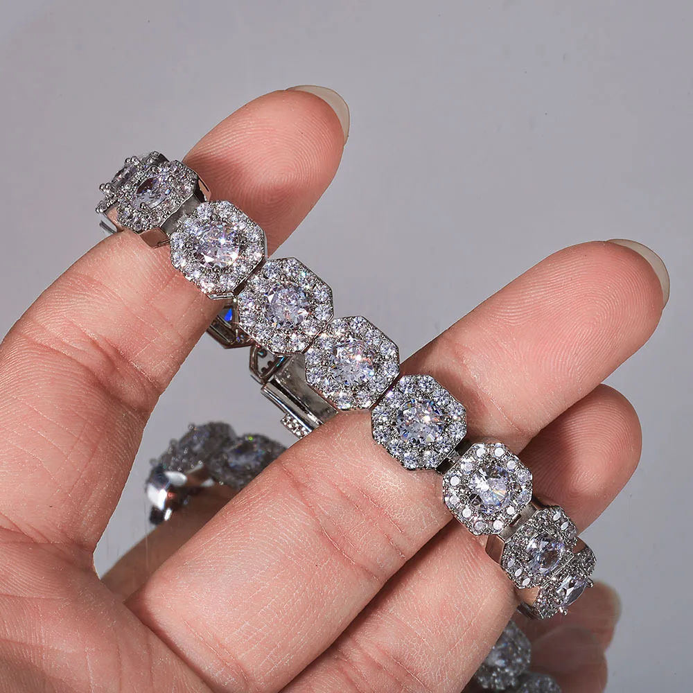 artificial diamonds embellish every square link,unisex 10mm Sugar Cube Bracelet of PT950 Platinum serves as daily fashion staple