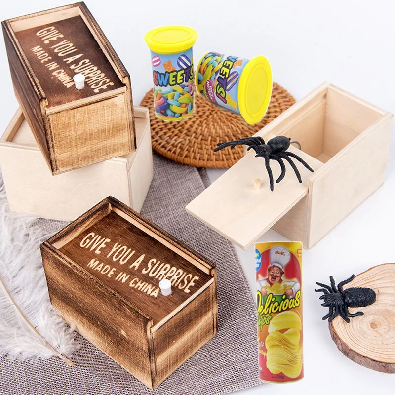 Fun Spider Box Potato Chip Can Jump Spring Snake roach Toy Gift April Fool Day Halloween Party Decoration Prank Trick Joke Toys