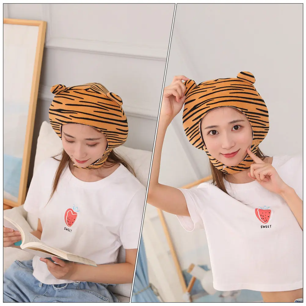 1Pcs Fashionable Tiger Hat Stylish Shape Comfortable Warm Winter Wear Fun Photo Prop Carnival Party Dress Up Role Playing