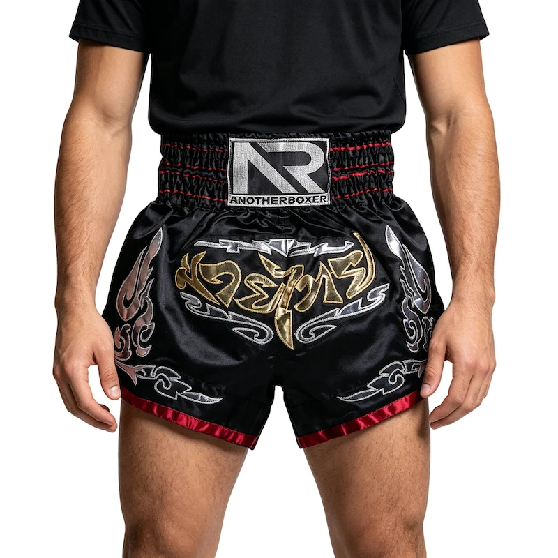 Klassische Muay Thai Shorts Bestickte Thai-Boxshorts für Männer Frauen Kinder Kampfsport MMA Training Kickboxen Cage Fighting Hosen