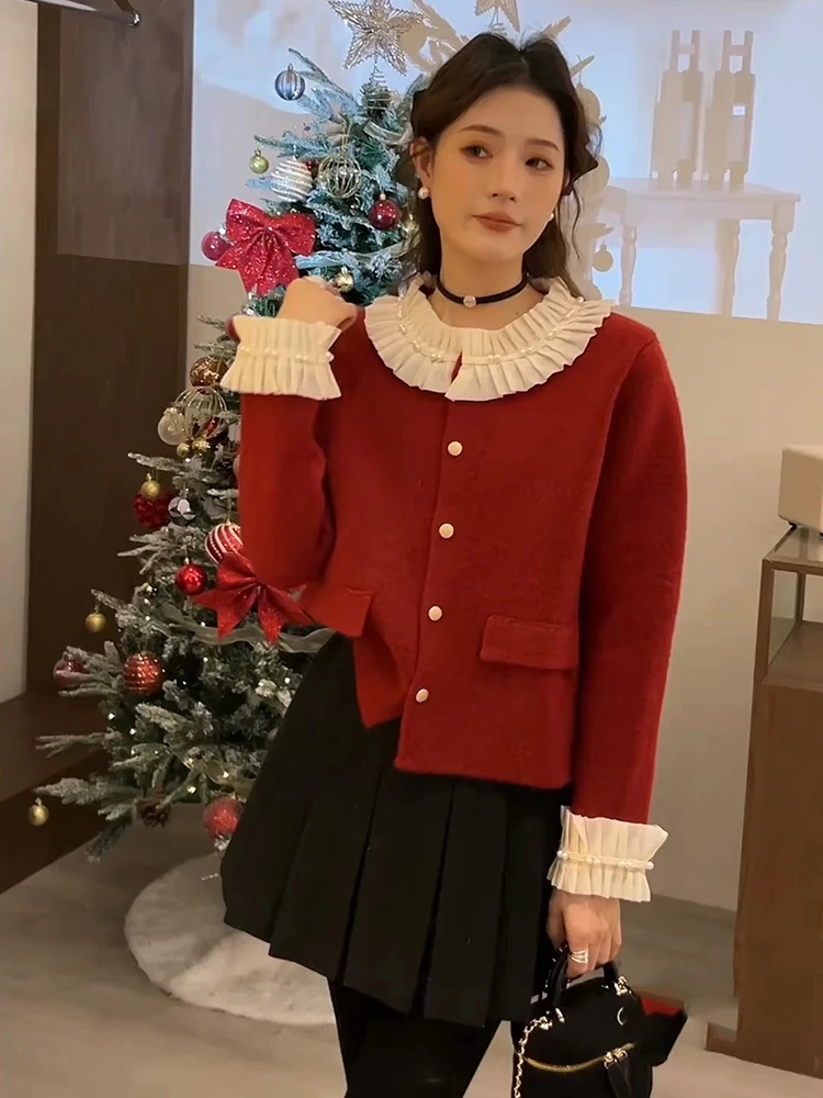 Maglione lavorato a maglia rosso da donna Autunno Inverno Nuovo Sle Patchwork Perline impreziosito Cardigan in maglia di legno Cappotto di fascia alta Nuovo Ye...