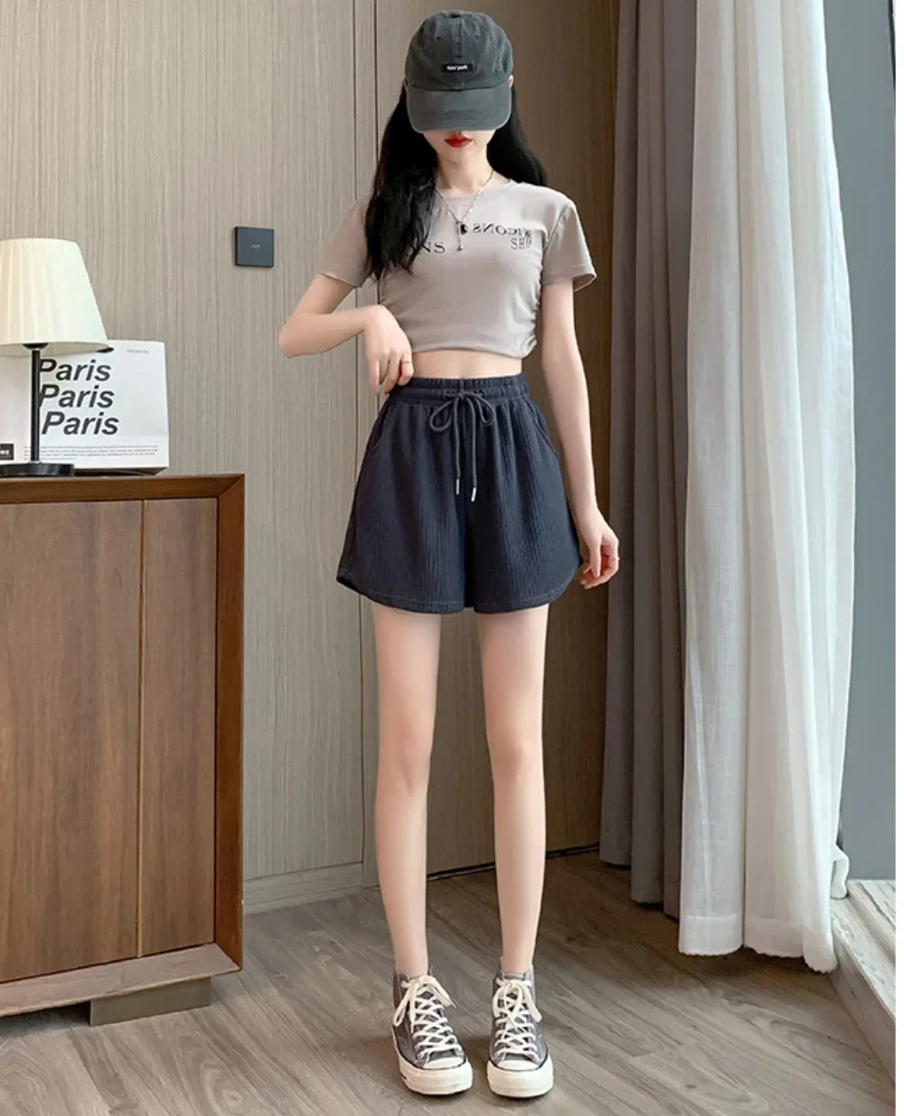 

2025 New Women Fashionable Casual Drawstring Sports Shorts Summer Loose Fit High Waisted Yoga A-line Straight Leg Shorts