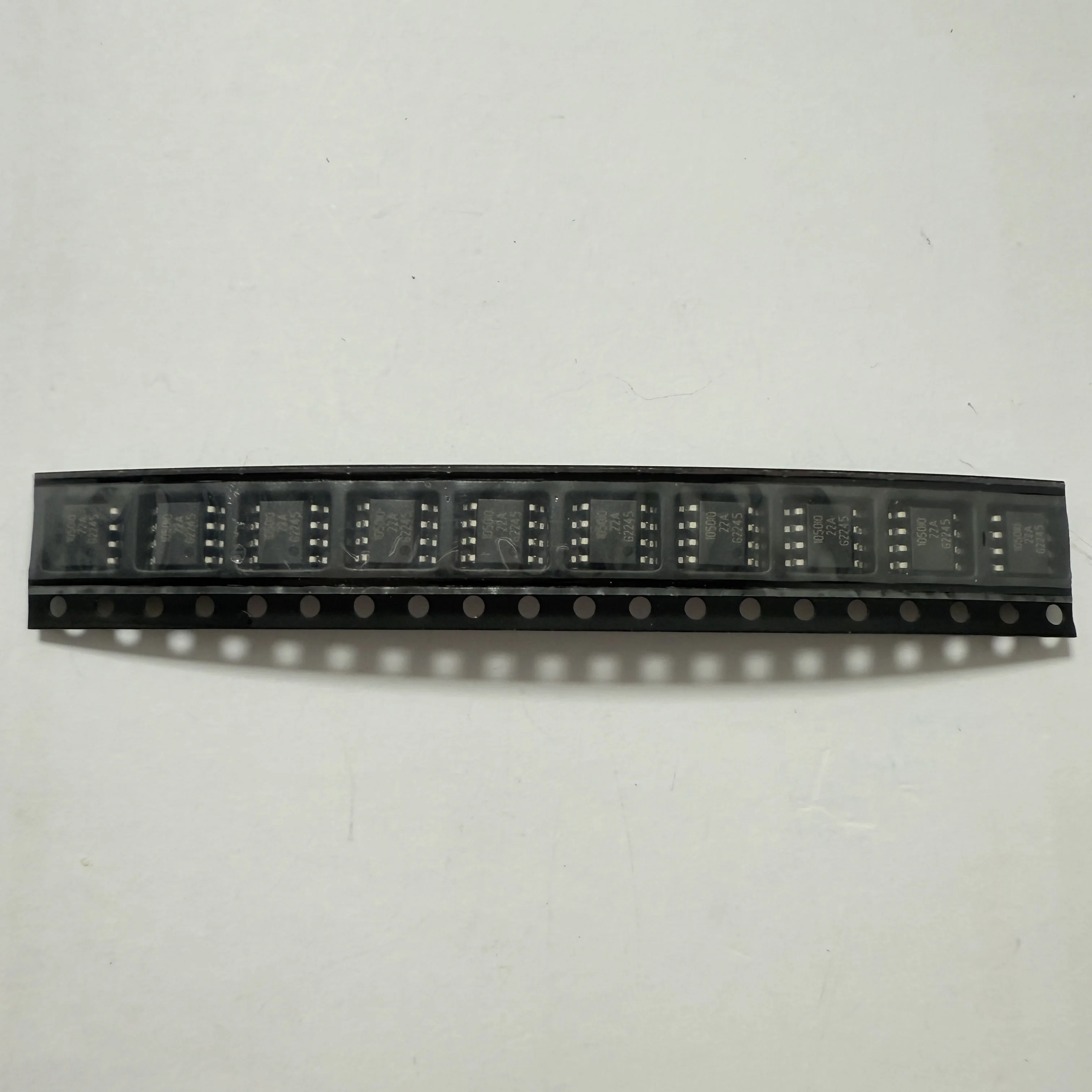 10PCS/LOT IFX1050G VIO (CAN Transceivers)