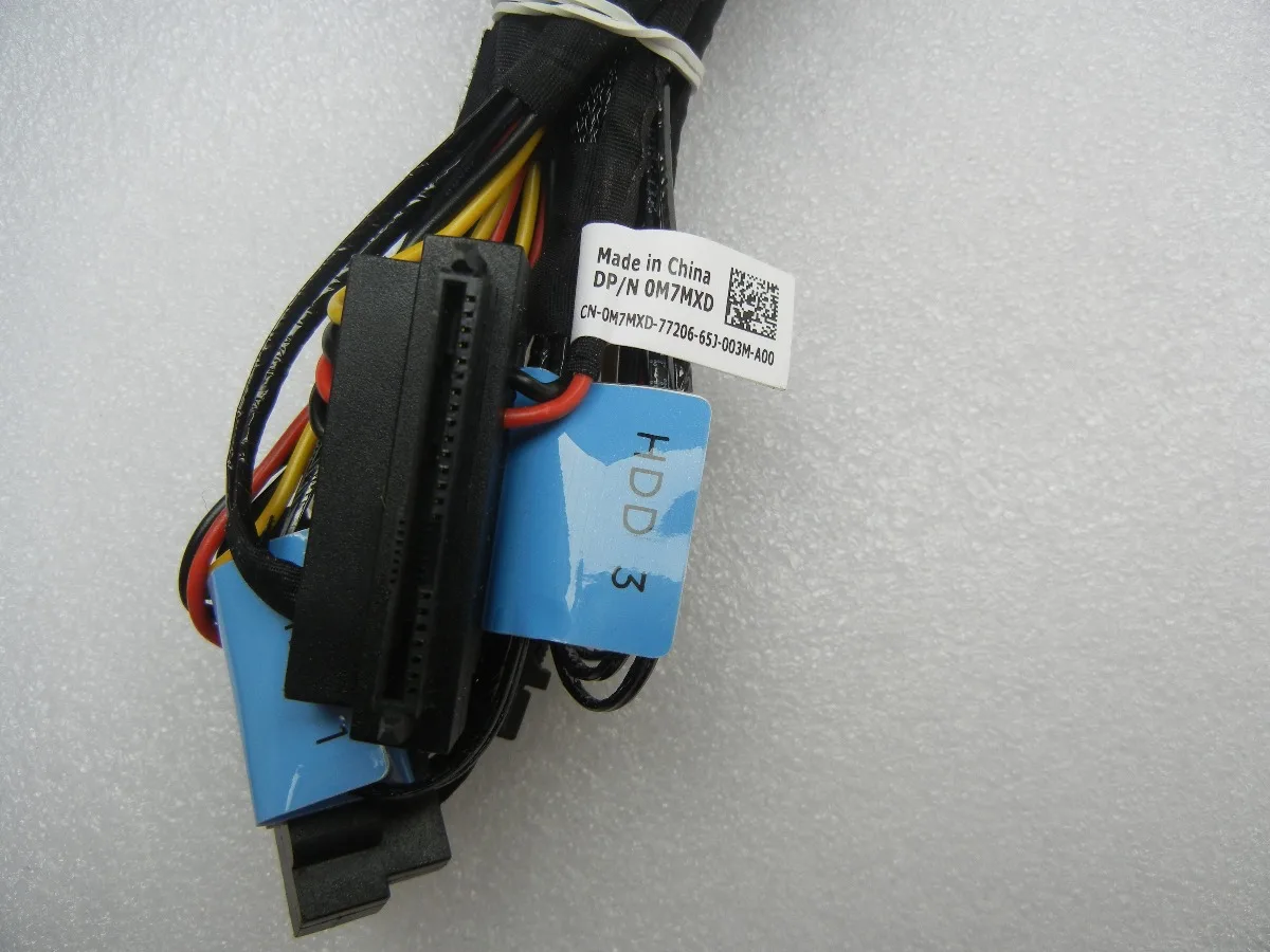 LL For DER240 Server 4 Dedicated SAS Cable 1 to 4 Non-Thermal RAID Card SATA Cable