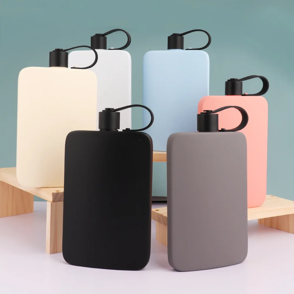 500ml Water Flask Liquor Flask Stainless Steel Portable Hip Flask Pocket Drinking Flask Outdoor Camping Picnic Drink Container