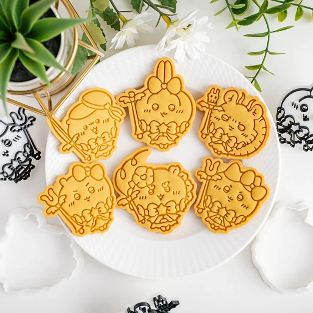 

Cute Chiikawa Cookie Cutters DIY Bakery Tools and Accessories Stampcookie Cutters