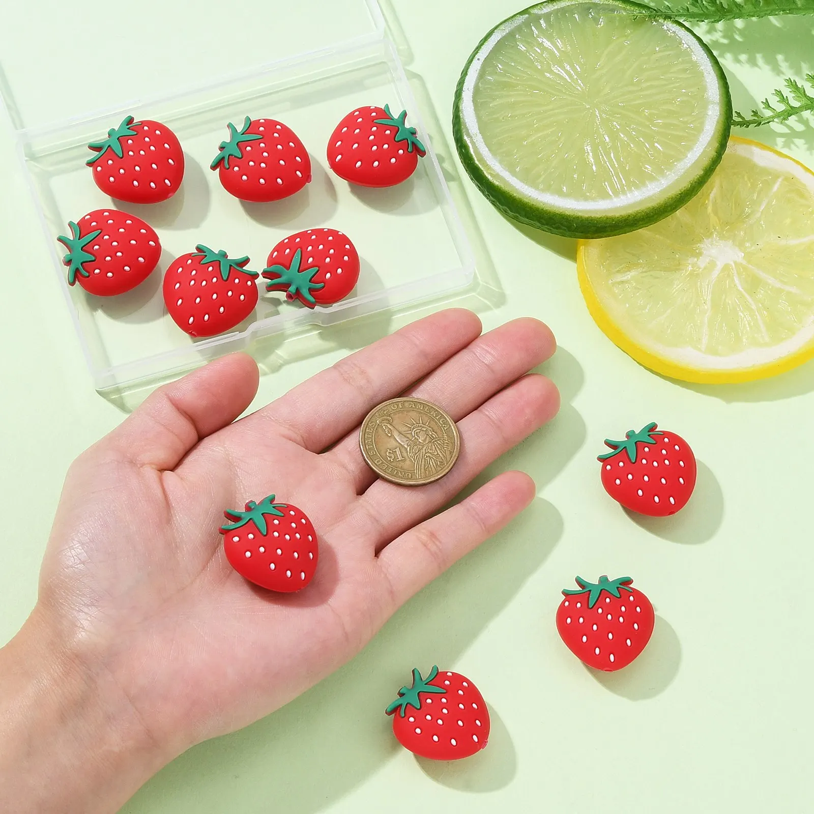 PandaHall 10 Stück rote Erdbeer-Silikonperlen, Gummi-Frucht-Abstandshalterperlen für Stifte, DIY-Armbänder, Halsketten, Bastelarbeiten – Detail 4