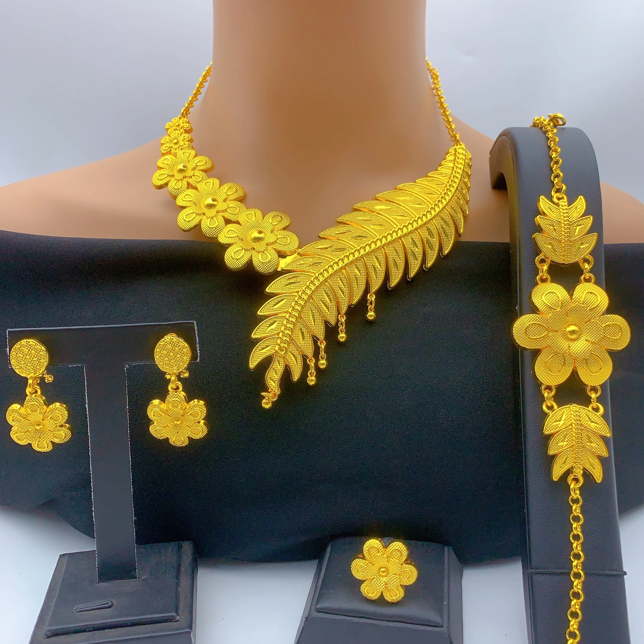 Äthiopisches 24k Goldfarbenes Halsketten- und Ohrring-Set für Damen, Afrika, großer Anhänger, Choker-Schmuck, Hochzeits- und Party-Accessoires