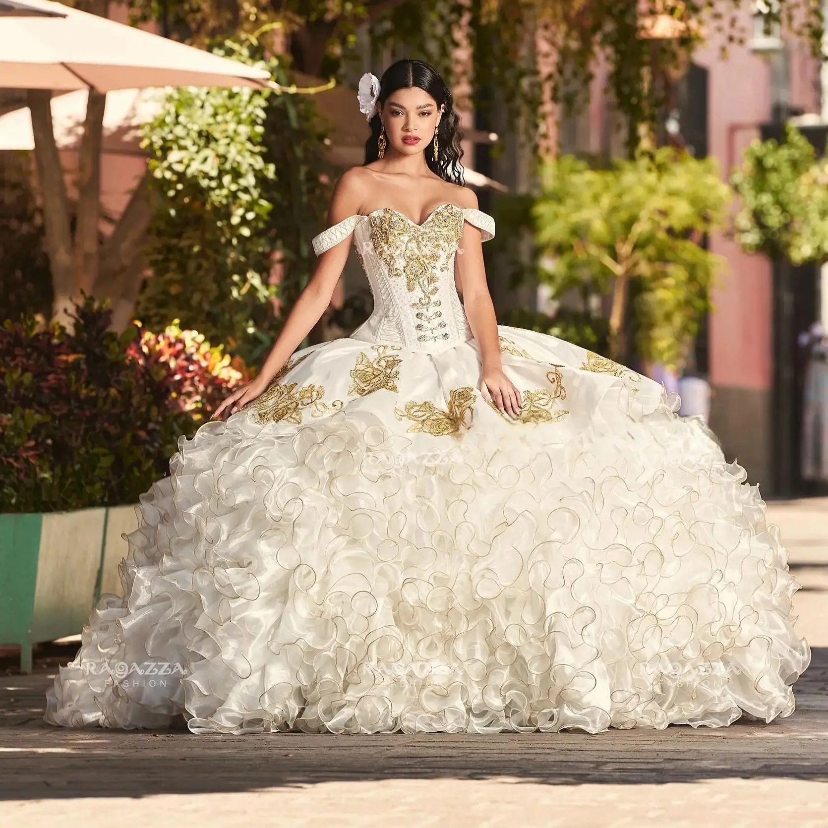 Ruffled Charro Quinceanera Dresses Ball Gown Off The Shoulder Appliques Beaded Puffy Mexican Sweet 16 Dresses 15 Anos