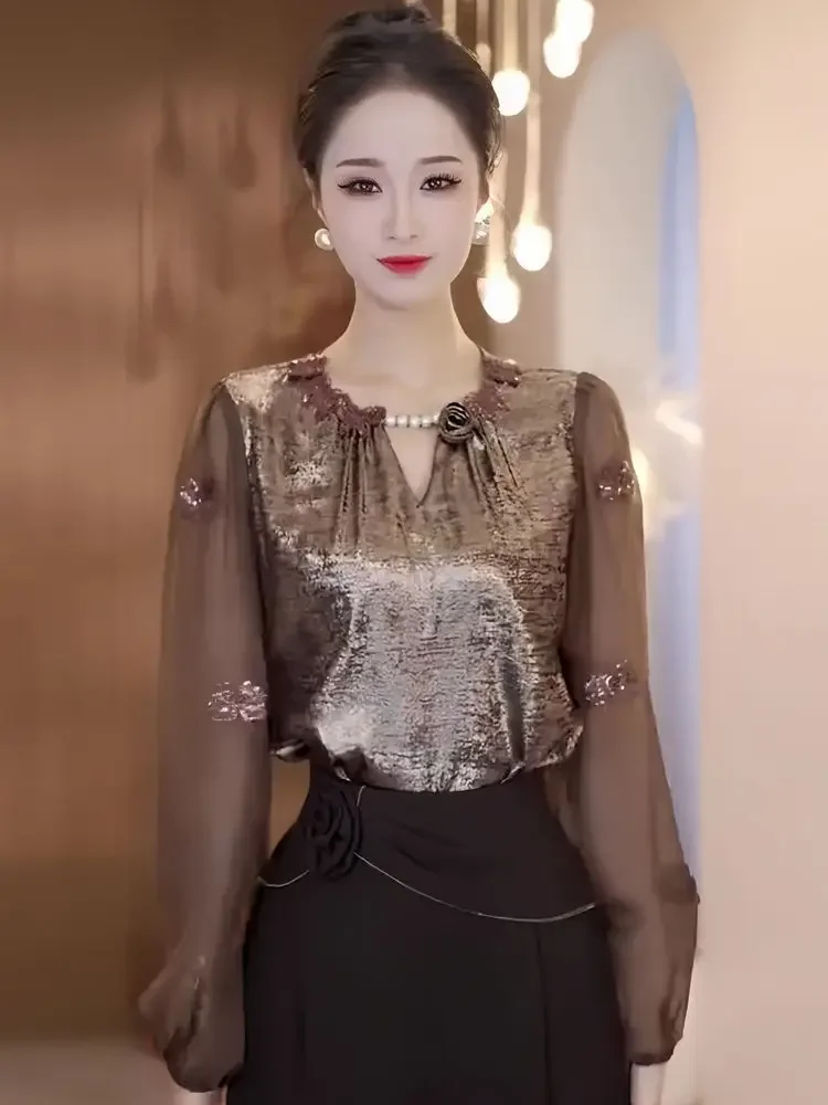 

Coffee Shirt Temperament Long-sleeved Shirt Women's Spring and Autumn Long-sleeved Round Neck Top Beautiful Unique Shirt E10243