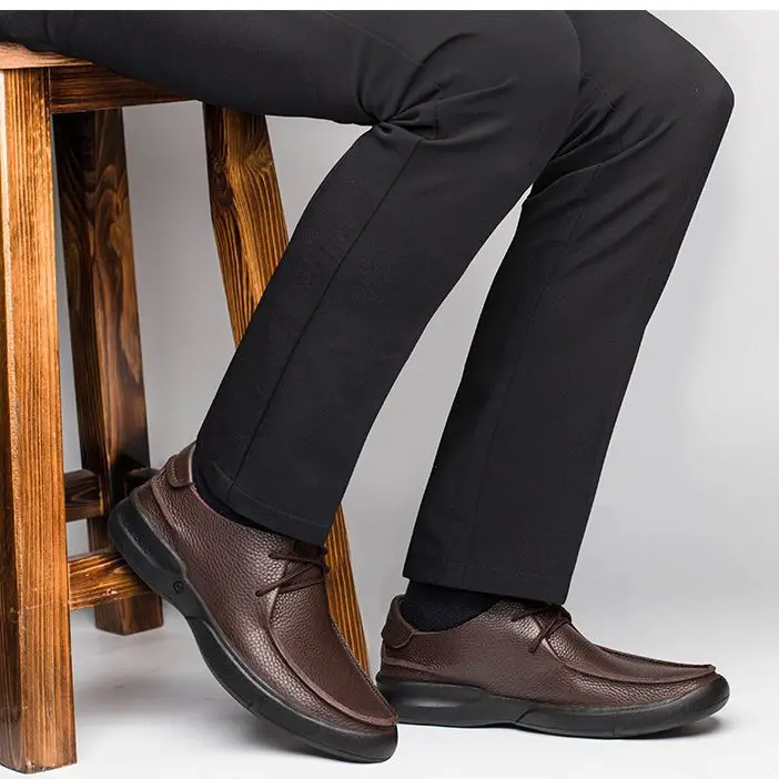 

Новые деловые мужские кожаные туфли с дышащими плоскими каблуками, мягкой подошвой и увеличивающей высоту стельки