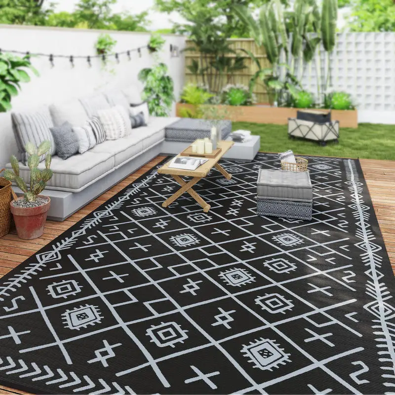 

Outsunny Reversible Outdoor Rug, Waterproof Plastic Straw with Carry Bag, 9' x 18', Black & Gray Rhombus